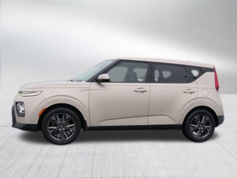 Used 2020 Kia Soul EX image 6