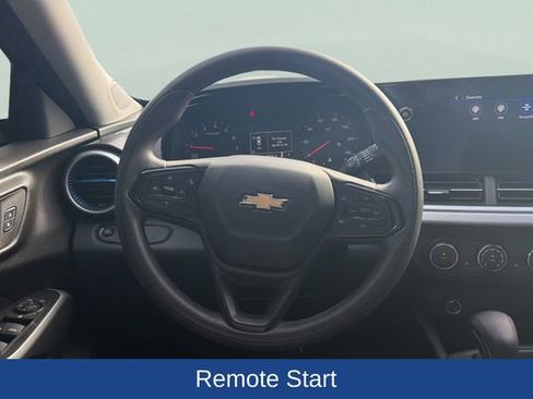 Certified 2024 Chevrolet Trax LS w/ LS Convenience Package image 9