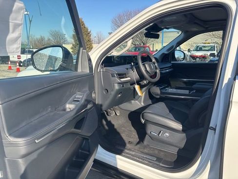 New 2026 Lincoln Navigator Reserve image 14