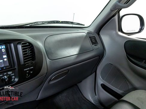 Used 2000 Ford F150 Lightning image 87