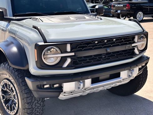 Used 2023 Ford Bronco Raptor AWD/4WD image 2