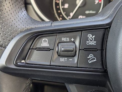 Used 2022 Alfa Romeo Stelvio Ti image 26