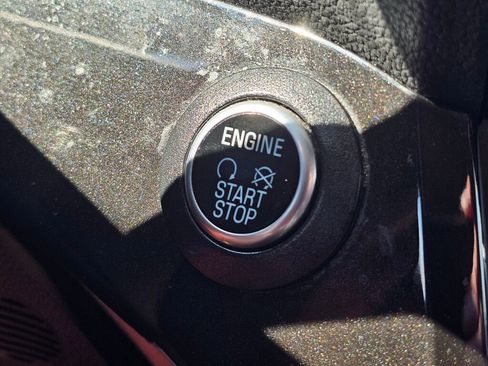 Used 2017 Ford Escape Titanium w/ Canadian Touring Package image 39