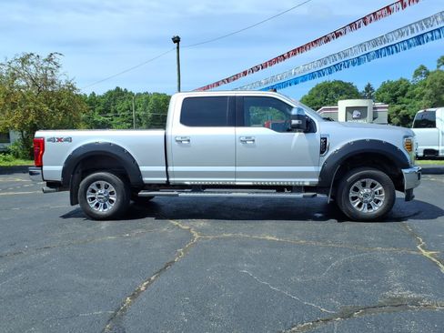 Used 2019 Ford F250 Lariat w/ Chrome Package AWD/4WD image 18