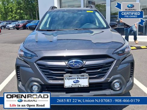 Used 2024 Subaru Outback Premium AWD/4WD image 2