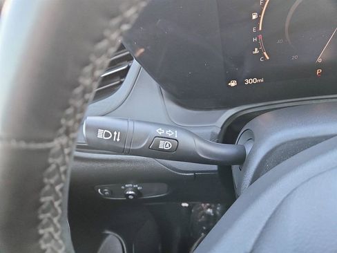 Used 2024 Buick Encore GX Sport Touring image 20