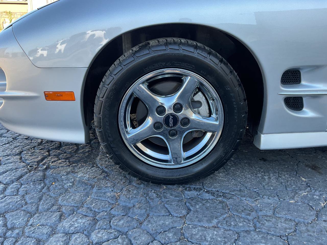 Used 2002 Pontiac Firebird Trans Am RWD image 34