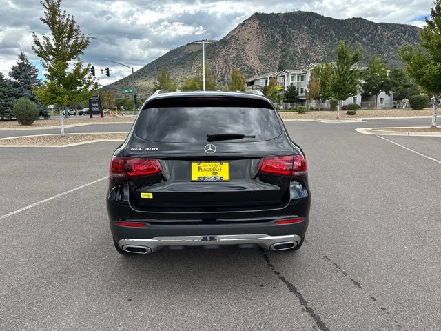 Used 2020 Mercedes-Benz GLC 300 image 4