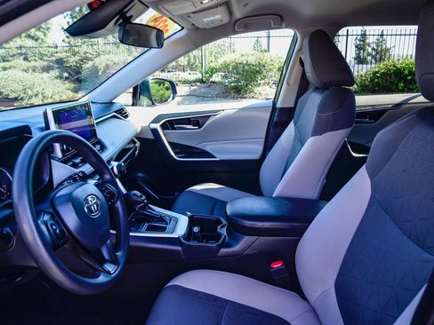 Certified 2024 Toyota RAV4 XLE image 22