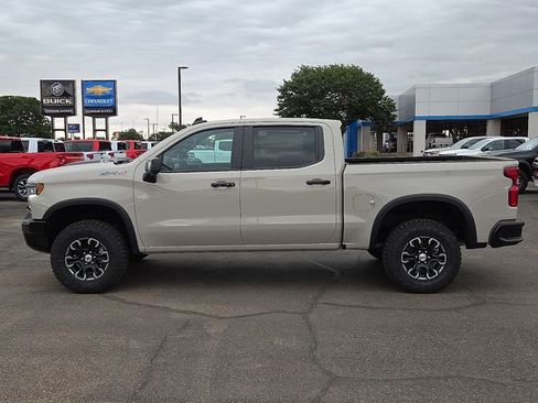 New 2026 Chevrolet Silverado 1500 ZR2 AWD/4WD image 2