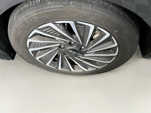 Used 2025 Hyundai Sonata SEL image 11