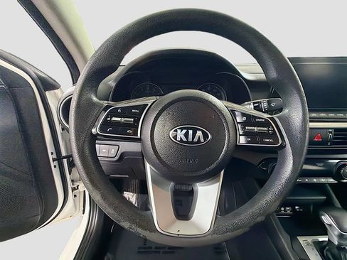 Used 2019 Kia Forte LXS FWD image 13