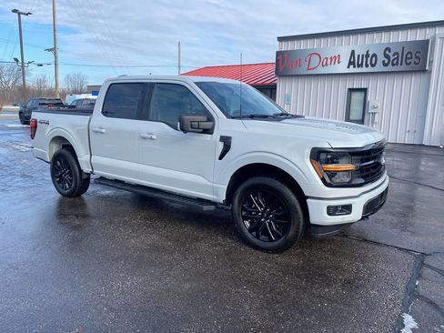 Used 2024 Ford F150 XLT w/ Equipment Group 303A High image 5
