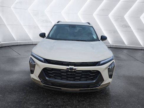 New 2026 Chevrolet Trax ACTIV w/ Driver Confidence Package FWD image 2