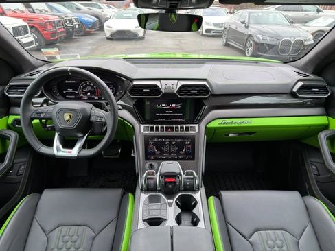 Used 2024 Lamborghini Urus S image 17