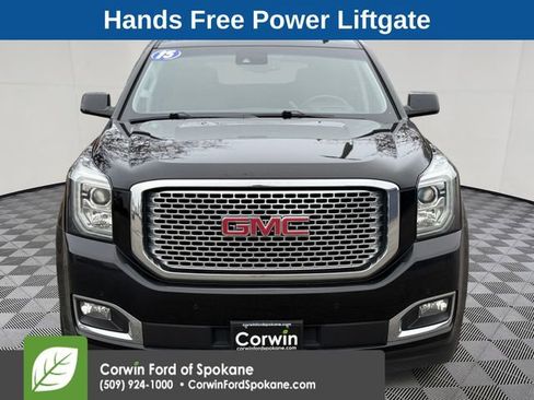 Used 2015 GMC Yukon Denali image 7