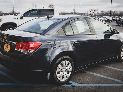 Used 2016 Chevrolet Cruze LS image 11