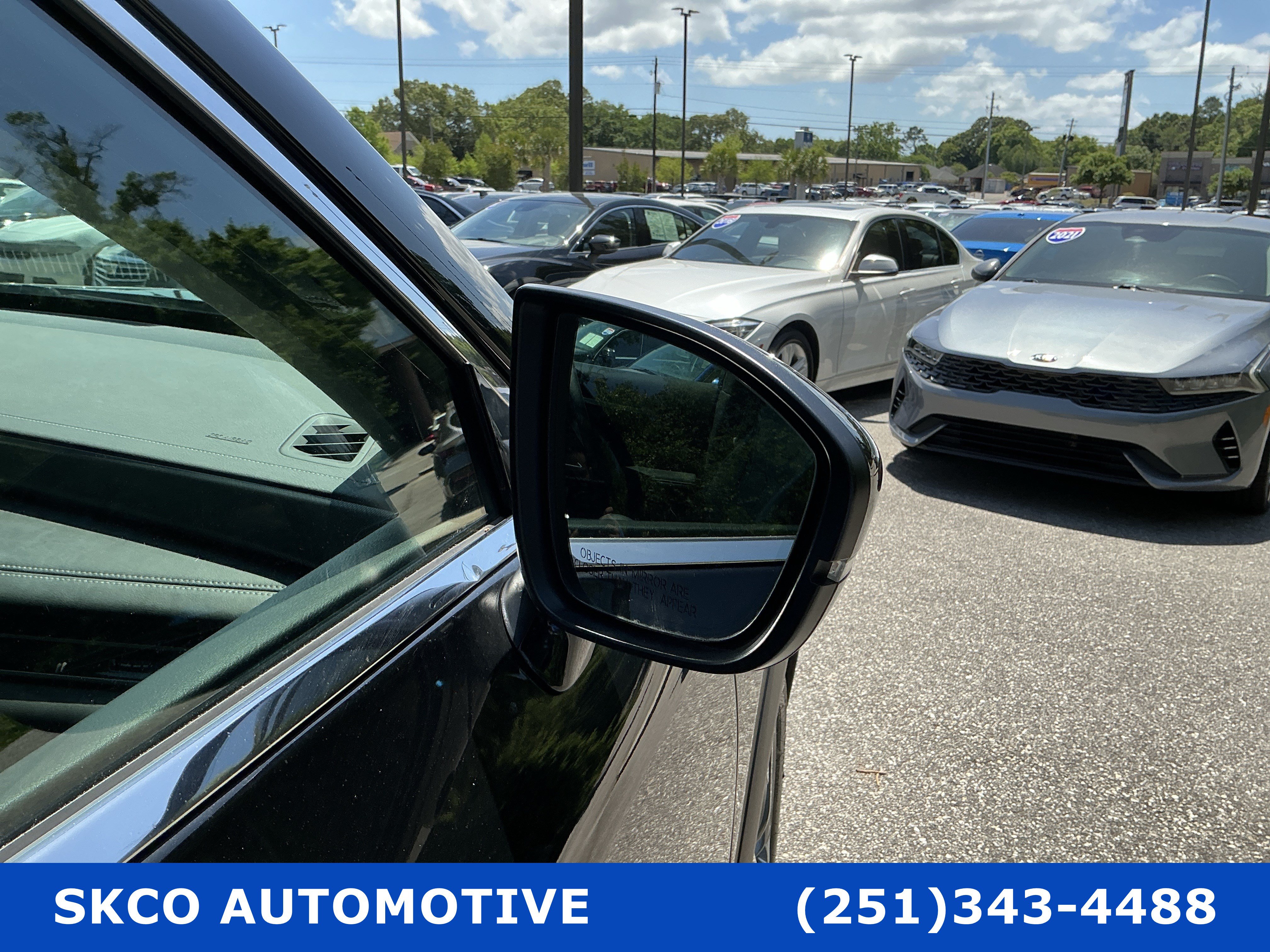 Used 2023 INFINITI QX60 Luxe w/ Vision Package FWD image 10