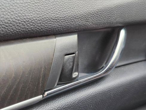 Used 2018 Honda Accord EX image 23