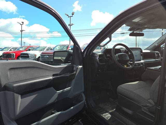 Used 2025 Ford F150 XL w/ Equipment Group 103A High AWD/4WD image 7