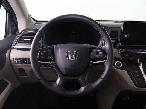 Certified 2026 Honda Odyssey EX-L image 44