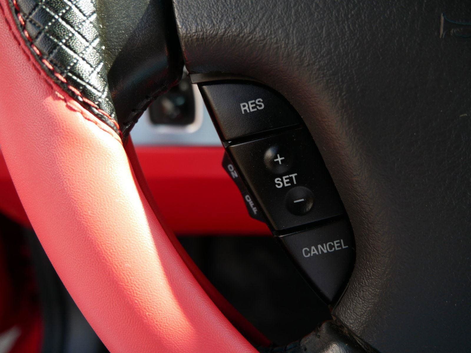 Used 2002 Ford Thunderbird RWD image 28