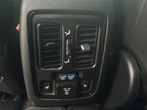 Used 2021 Dodge Durango SRT Hellcat image 32