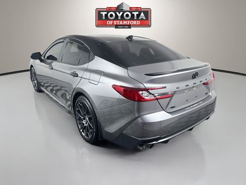 Used 2026 Toyota Camry SE w/ Convenience Package FWD image 5