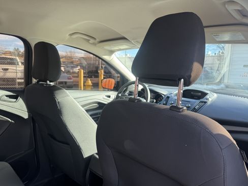 Used 2018 Ford Escape S image 17