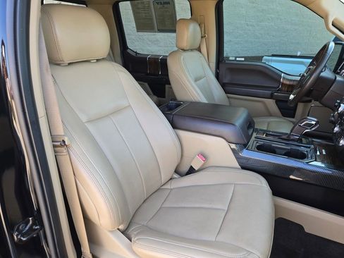 Used 2018 Ford F150 Lariat image 25