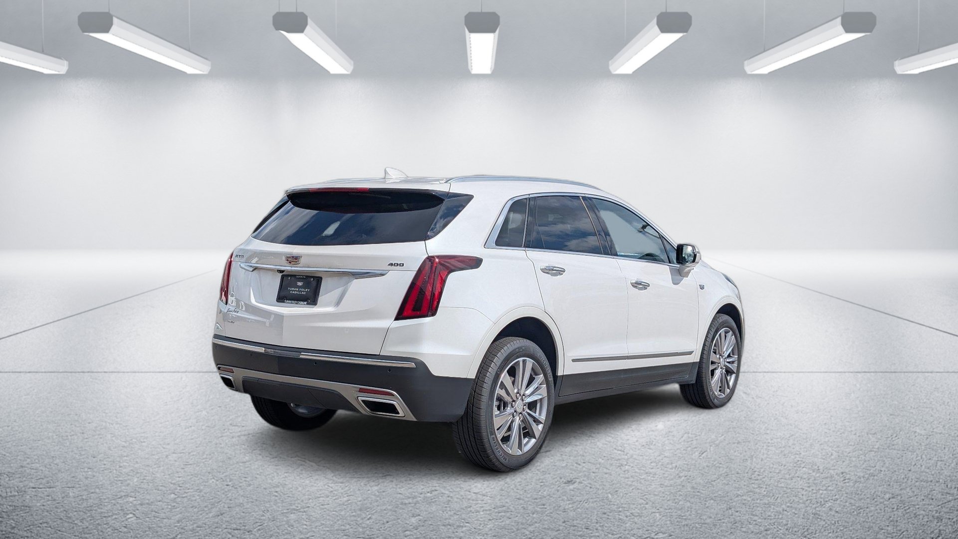 Certified 2025 Cadillac XT5 Premium Luxury AWD/4WD image 7