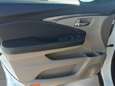 Used 2017 Honda Pilot EX-L image 21