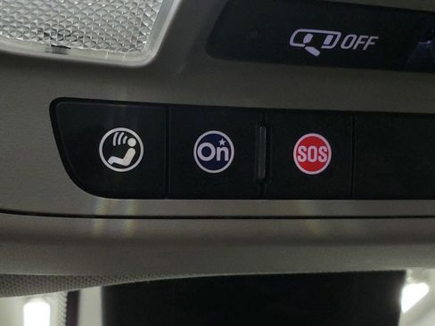 Used 2022 Chevrolet Equinox LT image 16