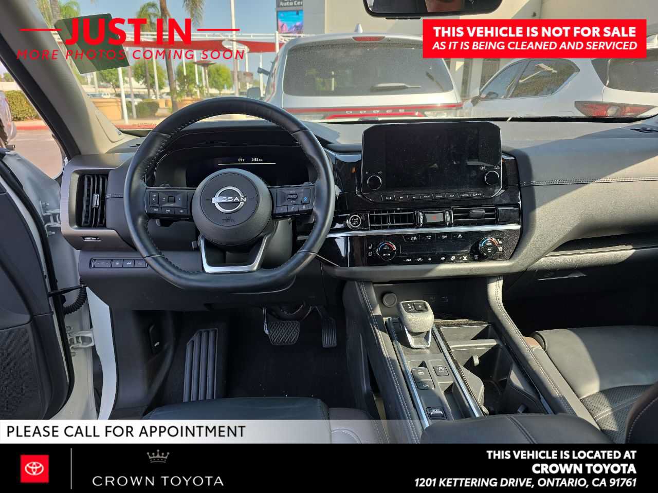 Used 2023 Nissan Pathfinder Platinum w/ Lighting Package (N93) FWD image 8