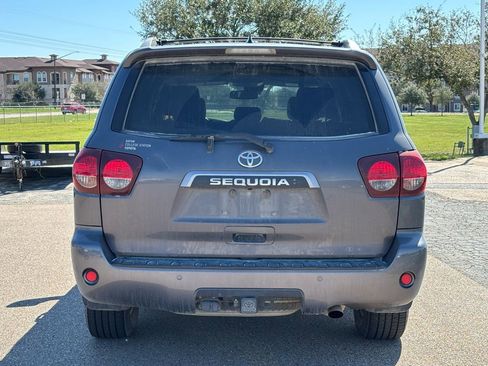 Used 2021 Toyota Sequoia SR5 w/ Premium Package image 6