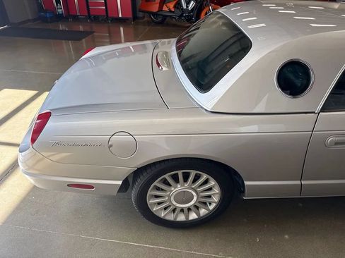 Used 2004 Ford Thunderbird RWD image 76