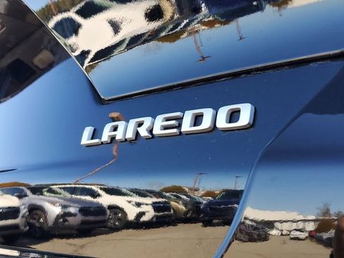 New 2026 Jeep Grand Cherokee Laredo X image 7