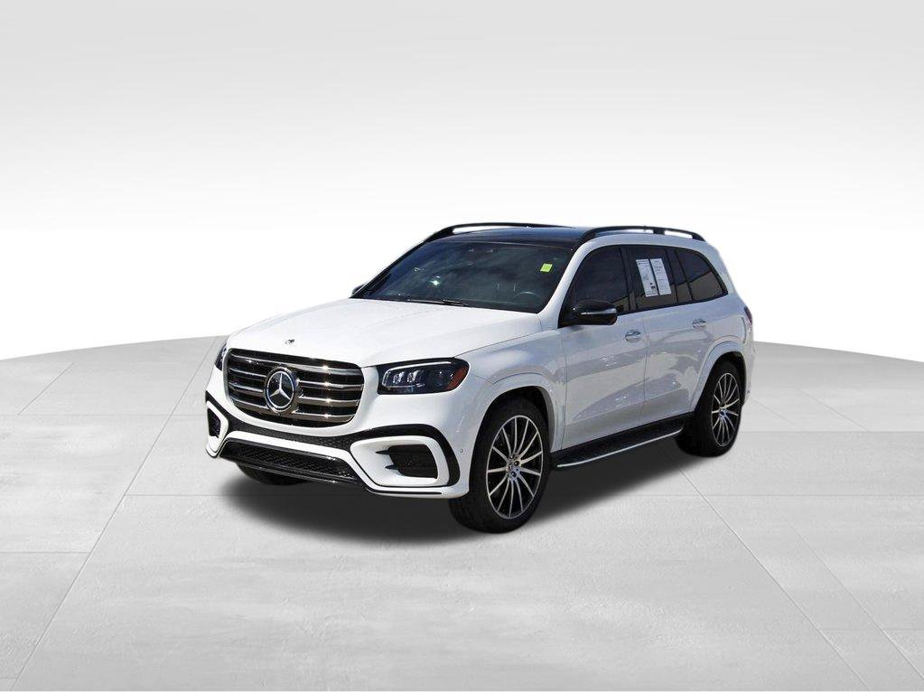 Used 2024 Mercedes-Benz GLS 450 4MATIC image 2