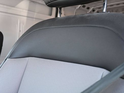 Used 2026 RAM ProMaster 2500 w/ Convenience Group FWD image 19