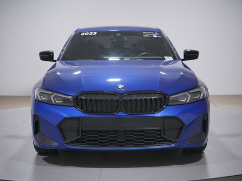 Used 2023 BMW 330i Sedan w/ M Sport Package RWD image 4