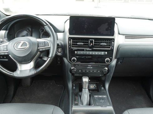 Used 2023 Lexus GX 460 Premium w/ Premium Package AWD/4WD image 14