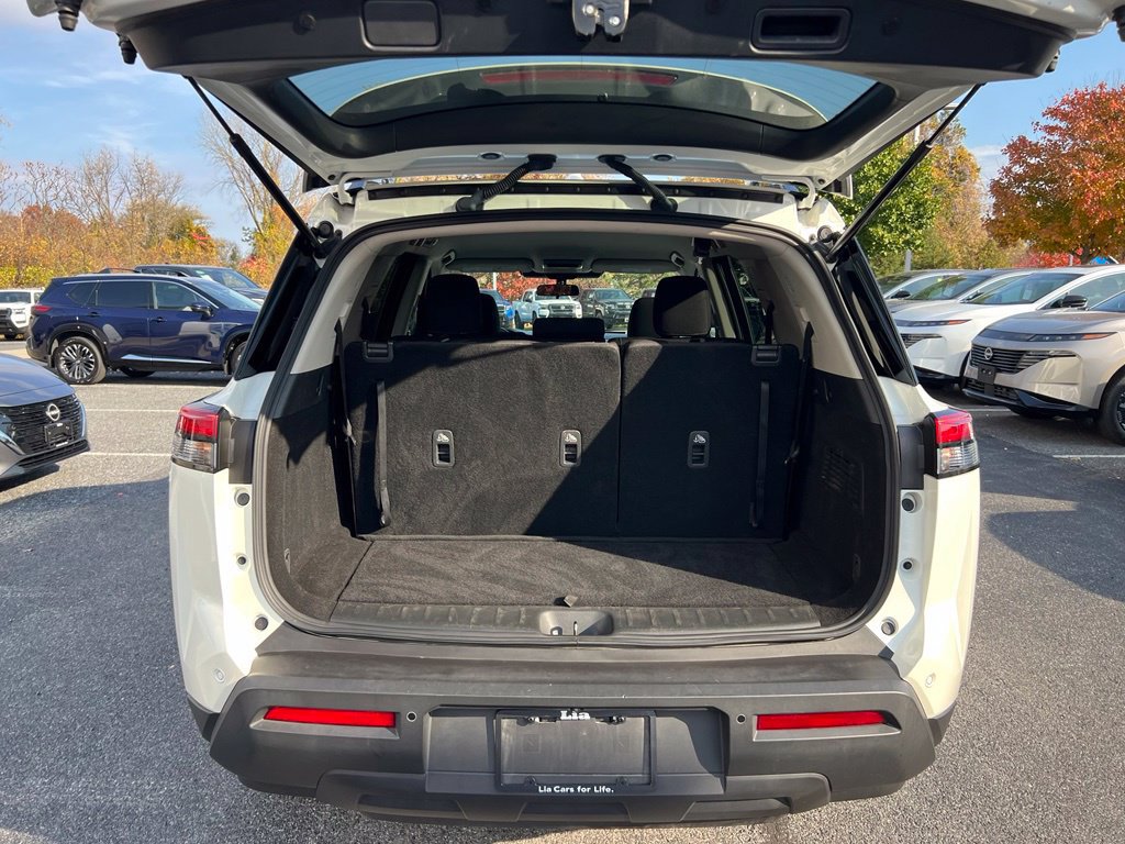 Certified 2024 Nissan Pathfinder SV AWD/4WD image 18