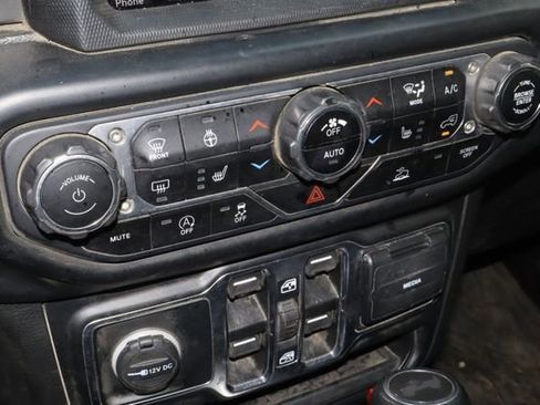 Used 2022 Jeep Wrangler Unlimited Sport AWD/4WD image 22