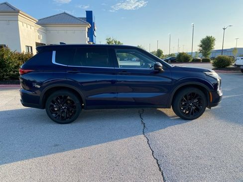 Used 2022 Mitsubishi Outlander SE AWD/4WD image 8
