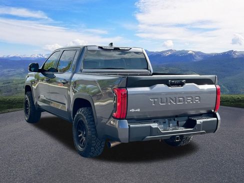 Used 2022 Toyota Tundra SR5 w/ Advanced Technology Package image 3