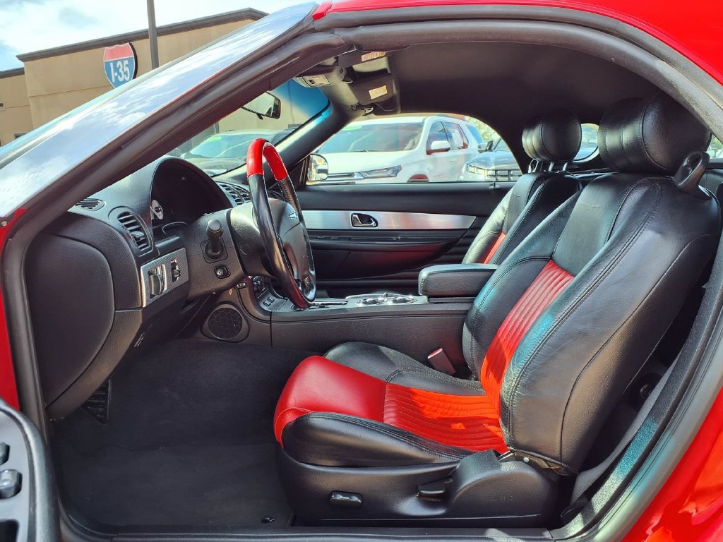 Used 2004 Ford Thunderbird RWD image 11