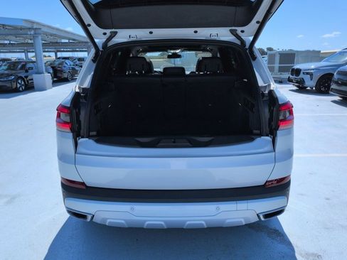 Used 2019 BMW X5 xDrive40i w/ Convenience Package AWD/4WD image 6
