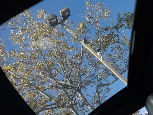 Used 2017 Jaguar F-TYPE Coupe image 22