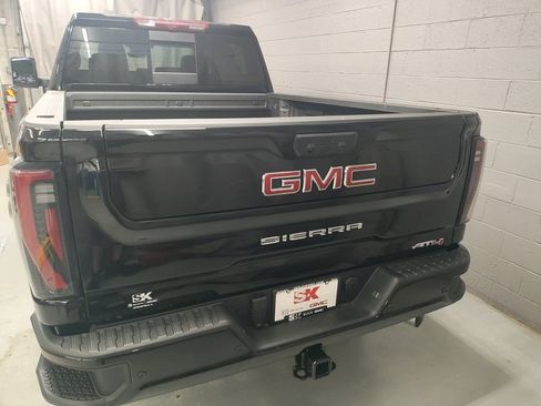 New 2026 GMC Sierra 2500 AT4 w/ AT4 Premium Plus Package AWD/4WD image 19