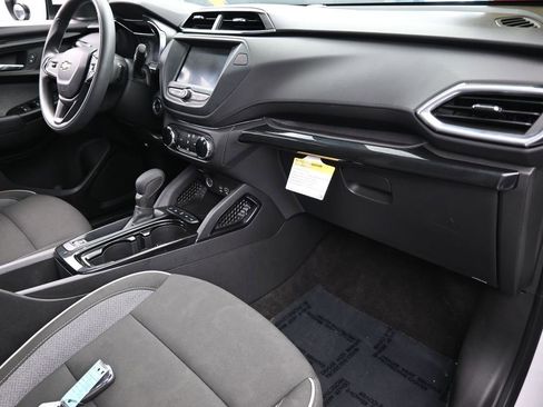 Certified 2023 Chevrolet TrailBlazer LT image 43